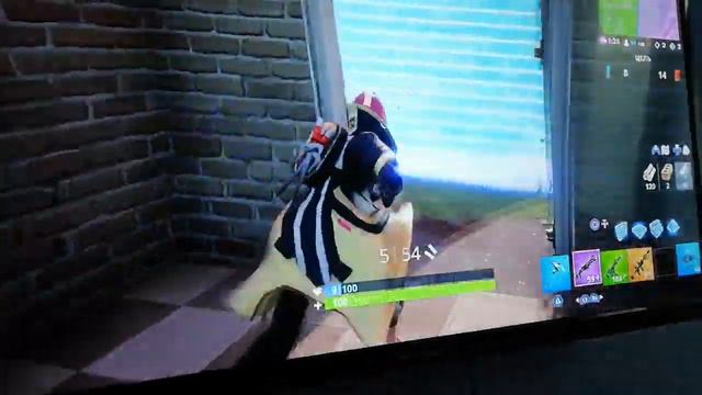 #нашли кассету с пасланием пришельцев,, время перемен" смотреть онлайн