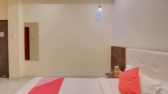 OYO 42939 Royal Orbit, Mumbai, India смотреть онлайн