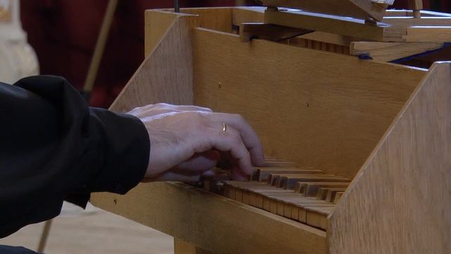 A. Vivaldi Concerto in D minor for two violins and cello RV 565 (OP.3) смотреть онлайн