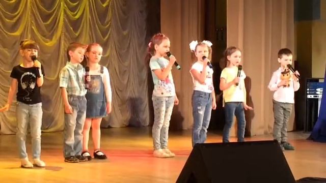 Лиза, Кирилл, Ксюша, Маша, Настя, Султана, Тёма - Рыжий кот (2018.04.20, Отчетный концерт) смотреть онлайн