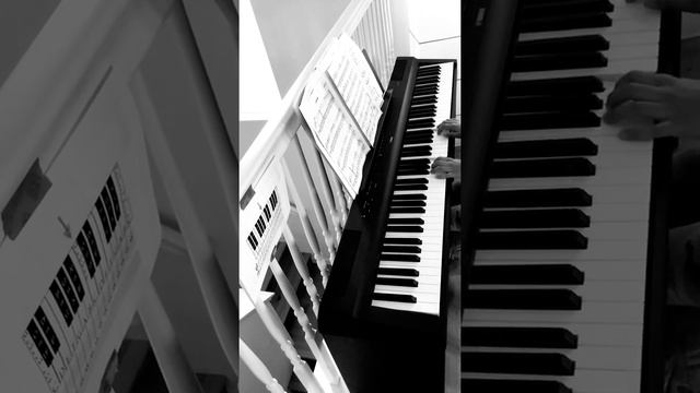 Golden Dreams - J Marufie ( Yamaha p - 125) смотреть онлайн
