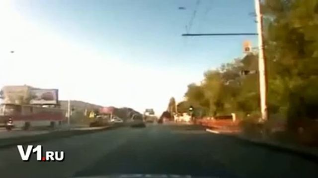 Удрать от ГАИ на маршрутке смотреть онлайн