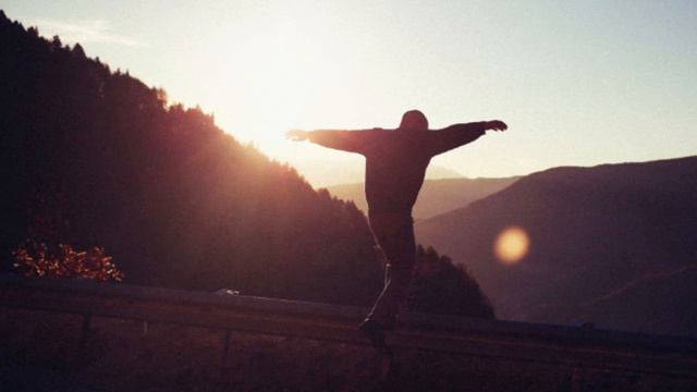 Lucy Schwartz – Feeling of Being(FLiON Remix) смотреть онлайн