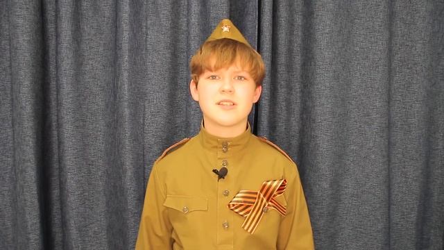 #ЯлтаЧитаетОПобеде Кира Самохвалова, Юлия Друнина "Баллада о десанте" смотреть онлайн