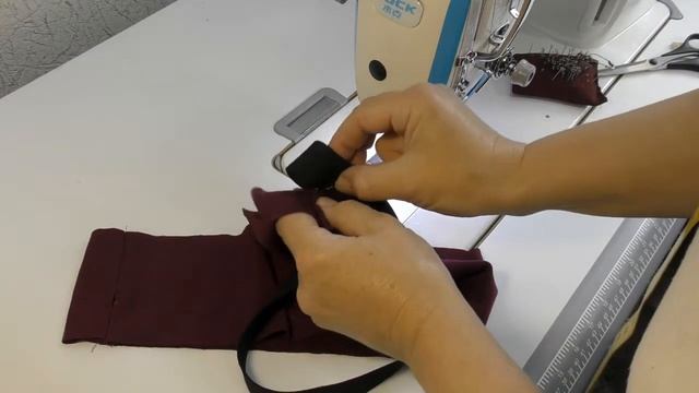 Как сделать "дырочки" под шнурок не вымётывая петли и без люверсов. смотреть онлайн