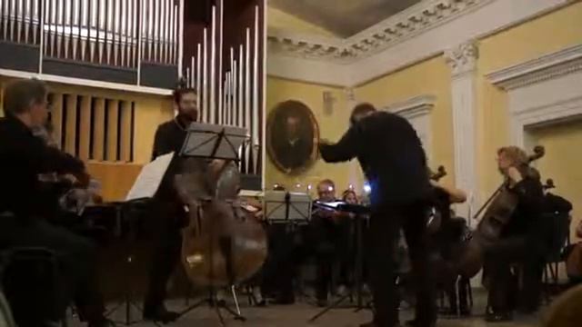 Концерт для контрабаса і струнних (1990) (перший фрагмент) смотреть онлайн