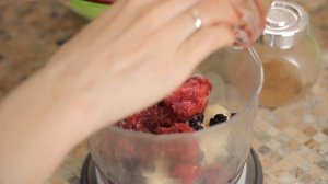 ЯГОДНЫЙ СМУЗИ С МАЛИНОЙ. Рецепт смузи из замороженных ягод!