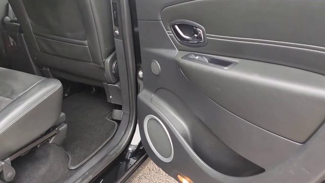 Обзор Рено Гранд сценік 7 місць смотреть онлайн