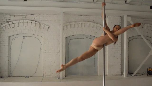 видеоурок pole dance шпагат из птички смотреть онлайн