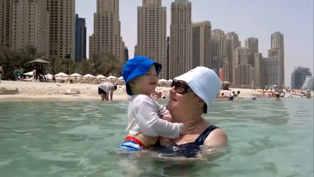 Илюша плавает в море смотреть онлайн