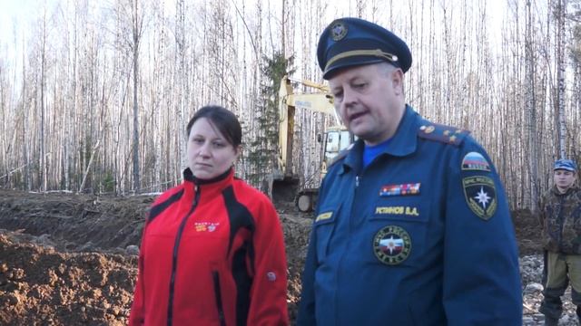 У места гибели самолета Ан-2. Интервью и.о. начальника ГУ МЧС области смотреть онлайн