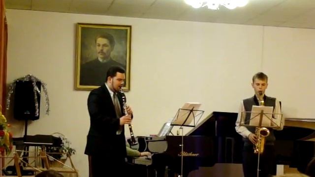Б. Андерсон - "Happy new year" Исп. Лихоеденко А., Некрасов Е. и Тома А. (Декабрь 2012) смотреть онлайн