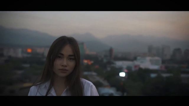 Алуа: почему я выбрала Китай смотреть онлайн
