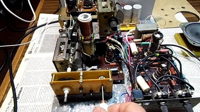 Регенеративный радиоприёмник своими руками. Первое испытание. смотреть онлайн