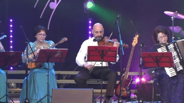 "Под небом Парижа" Юбер Жиро смотреть онлайн