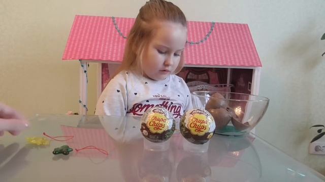 NEW YEAR CHUPA CHUPS. WHAT'S INSIDE? НОВОГОДНИЕ CHUPA CHUPS. ЧТО ВНУТРИ?