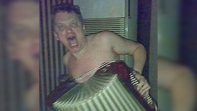 accordion secret boss theme смотреть онлайн