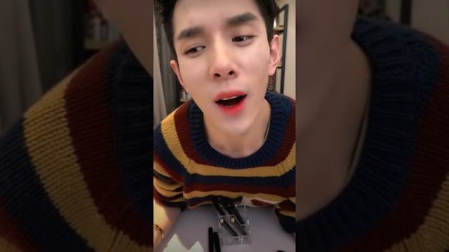 李佳琦 - GUCCI(Sensuous High Shine)系列 | 050 | 080 | 110 | 070 | 100 | 060 | 040 | 090 | смотреть онлайн