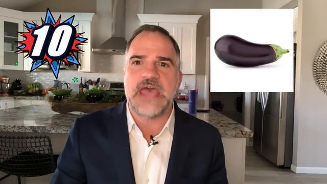 13 Random Facts of Totally Useless Knowledge by Josh Levine смотреть онлайн
