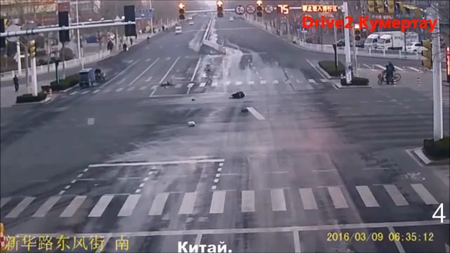 Жесть в китае, такое безразличие на дороге смотреть онлайн