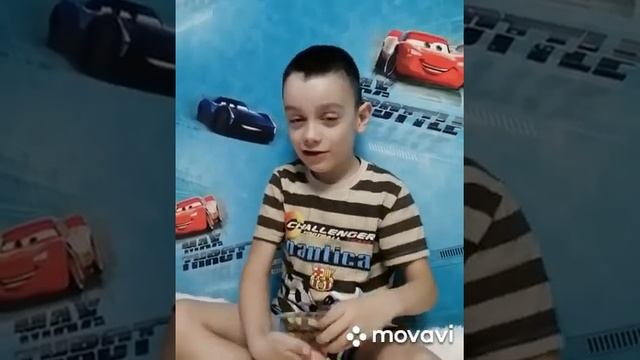 Гигантский водяной клоп смотреть онлайн