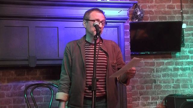 Георгий Тарасевич читает свои стихи смотреть онлайн