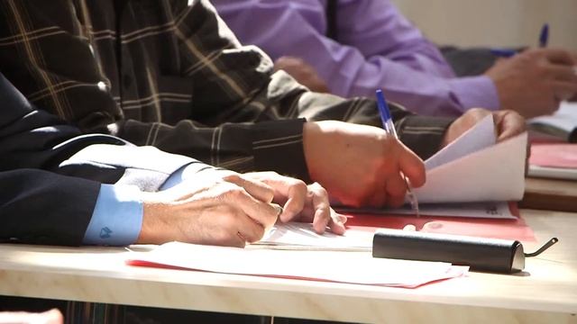 В Тюмени прошел учебный семинар для имамов смотреть онлайн