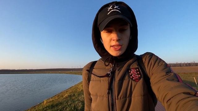 ГАЙС, ИТС А БЮТИФУЛ ДЭЙ, ХАВ Ю АЛЛ ДУИНГ? смотреть онлайн