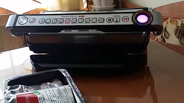 Tefal OptiGrill XL. Специально для специалистов Tefal. Выдает ошибку.