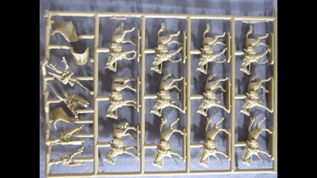 What is inside the Revell 02514 Soviet Cossaks Box? - A Plastic Military Figure Unboxing Video смотреть онлайн