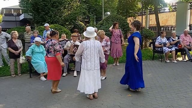 19.08.2023.Веселимся в парке Гомеля. смотреть онлайн