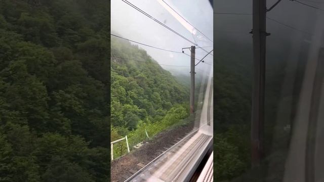 Добраться из Кутаиси до Батуми можно на таком двухэтажном поезде Stadler. #батуми2023 #грузия смотреть онлайн