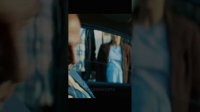 Показал Как Надо Парковаться. Фильм: Вторая Жизнь Уве. #кино #фильмы смотреть онлайн