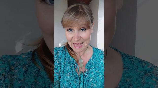 Jade Crystals - What does the Green Crystal mean? смотреть онлайн