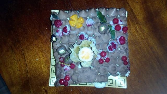 Кусок торта на тарелке (03.09.2020)