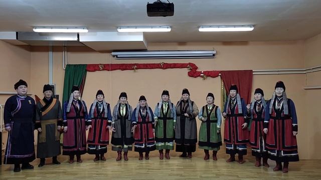 Народный бурятский фольклорный коллектив «Талын дуун» - Попурри бурятских народных песен смотреть онлайн