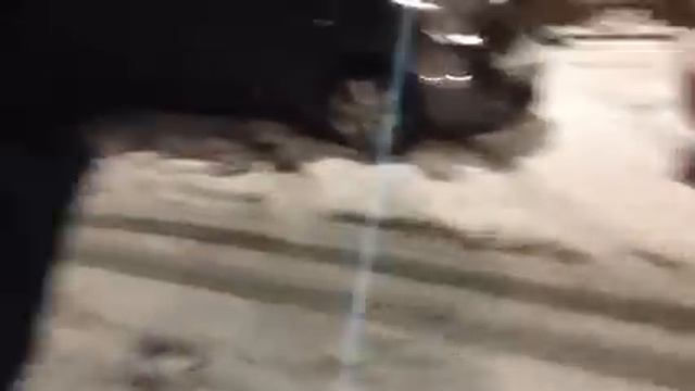 Reporter Giovanna Zuanazzi - snow in London 20 January 2013 смотреть онлайн