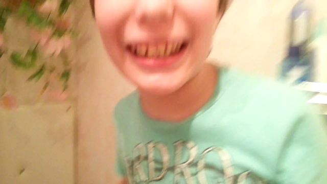 КАК ПЬЮТ НАСТОЯЩИЕ МУЖИКИ!!!!!11!!11! смотреть онлайн