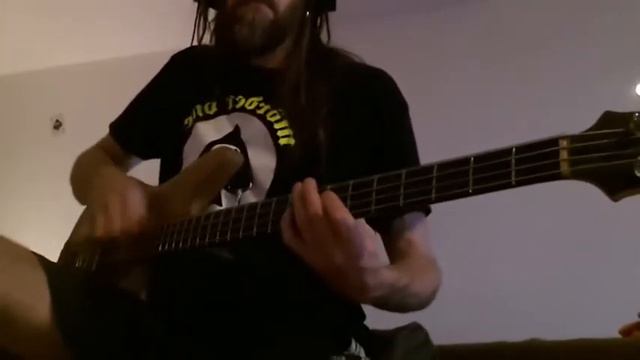 BOMBER - LEMMY BASS RIFF & LYRICS - MOTORHEAD COVER