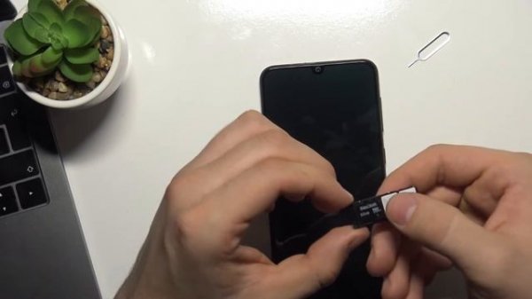 Как вставить SIM и SD карту в Samsung Galaxy A50 / Как открыть слот под СИМ карту Samsung Galaxy A5