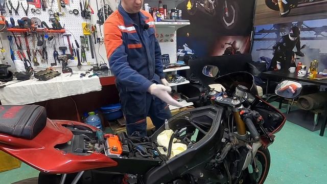 Yamaha R6. Регулировка клапанов. Мануал. смотреть онлайн