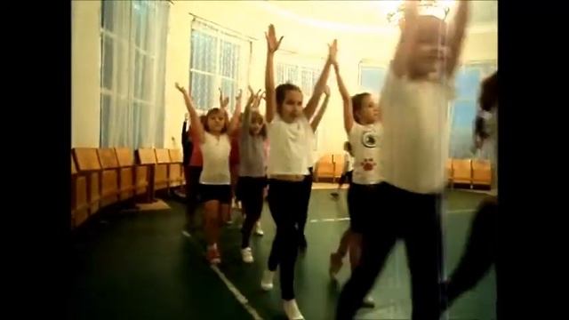 Колибри "Queen of POP" смотреть онлайн
