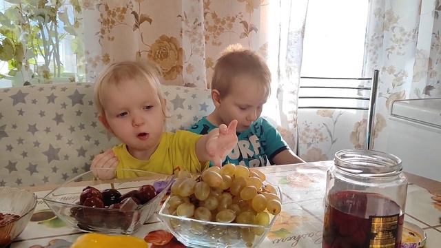 МАМЕ ОБНОВКА👍ПАПА ЗАНИМАЕТСЯ С 👶👶 смотреть онлайн