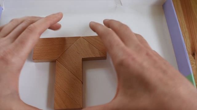 The Small T—An Epic Tangram Puzzle Set смотреть онлайн