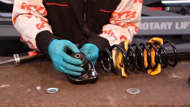 MITSUBISHI ASX - REAR - Задние амортизаторы KYB установка