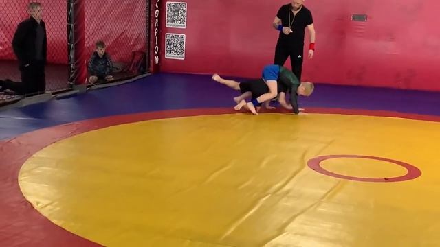 Заглубоцкий Артём, грэпплиг,г.Вологда,схватка-4 финал. смотреть онлайн