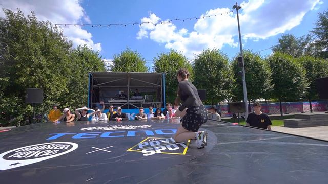 Байкова Ди vs Lil T ★ Round1 All Styles Solo ★ Движение Battle на VK Fest Москва смотреть онлайн