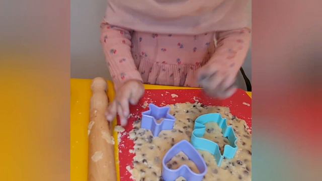 Khadijah & Tahnias Playroom | Kids | Cooking | Cocolate Cookies | Educational | Islam | BISMILLAH смотреть онлайн