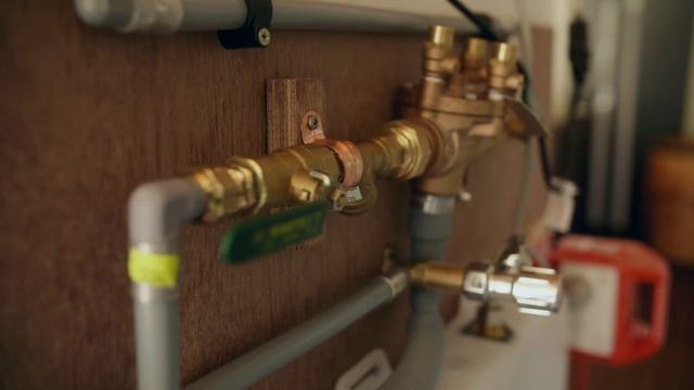 CarePort - Your Portable Bathroom Solution смотреть онлайн