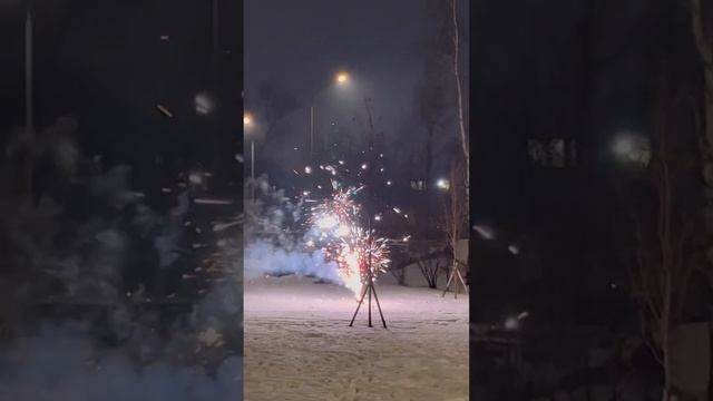 Новогодние салюты в Новом 2023 году! смотреть онлайн